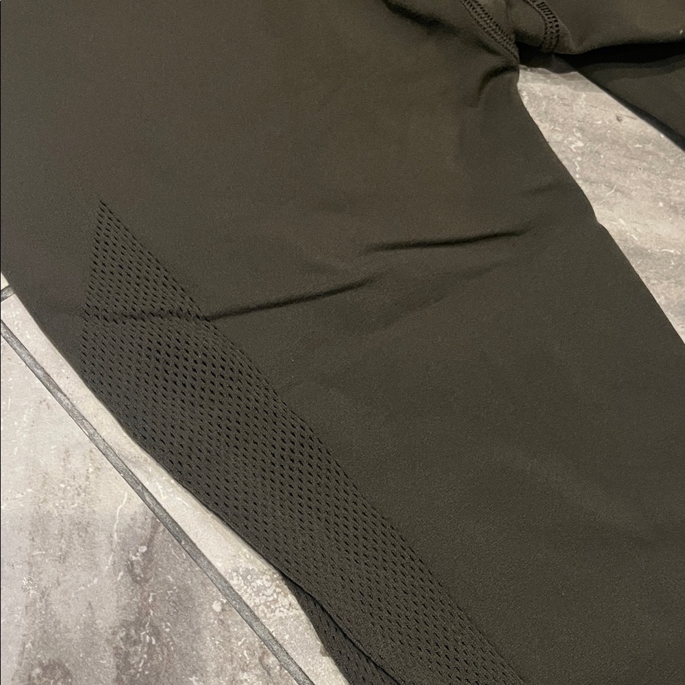 Lululemon Athletica Olive Leggings - Picture 5 of 7